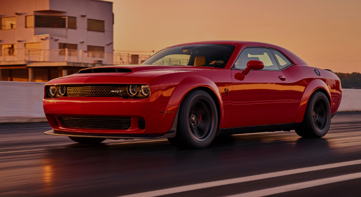 What oil is recommended for optimal performance in the Dodge Demon